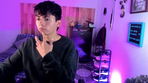 andy_guez_11 online show from 12-02-24, 03:58