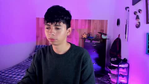 andy_guez_11 online show from 12-03-24, 12:38