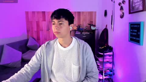 andy_guez_11 online show from 12-07-24, 09:50