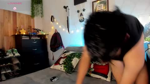 andy_guez_11 online show from 12-20-24, 10:38