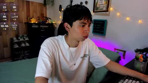 andy_guez_11 online show from 01-13-25, 09:52