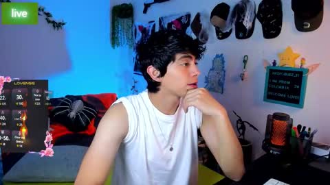 andy_guez_11 online show from 10-05-25, 10:13