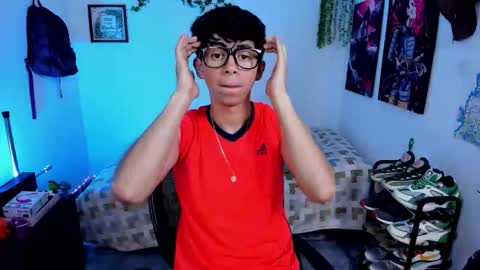 andy_guez_11 online show from 11-18-25, 09:47