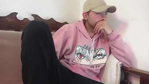 Snapshot of andy_magic_ chatting on 10-24-25, 10:28 andy_magic_ online show from 10-24-25, 10:28