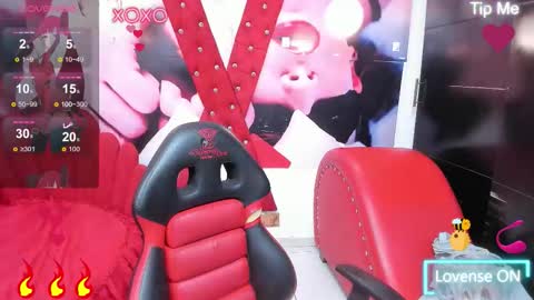 Snapshot of andy_staar18 chatting on 11-12-25, 07:57 andy online show from 11-12-25, 07:57