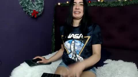 Snapshot of andy_turner chatting on 12-11-24, 11:43 Andy Turner online show from 12-11-24, 11:43