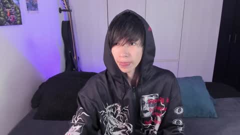 Snapshot of andy_twiink chatting on 01-24-25, 08:44 twx Andy twink3 online show from 01-24-25, 08:44