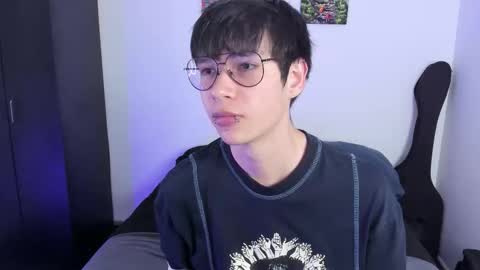 Snapshot of andy_twiink chatting on 10-15-25, 06:52 twx Andy twink3 online show from 10-15-25, 06:52