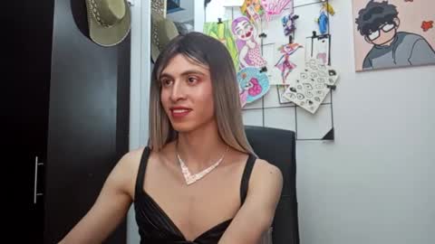 Snapshot of andy_vander chatting on 10-30-25, 12:12 Andy van der Rose online show from 10-30-25, 12:12