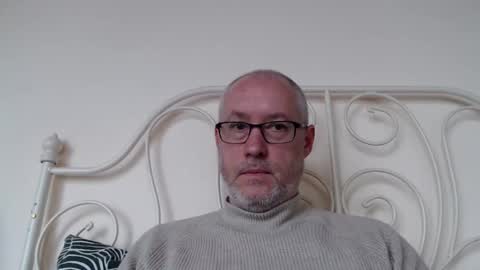 Snapshot of andyberg8 chatting on 02-21-26, 11:22 Andy online show from 02-21-26, 11:22