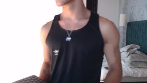 Snapshot of andyjoy_ chatting on 01-12-25, 02:52 Andy Joy online show from 01-12-25, 02:52