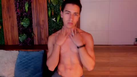 Snapshot of andyjoy_ chatting on 01-18-25, 11:43 Andy Joy online show from 01-18-25, 11:43