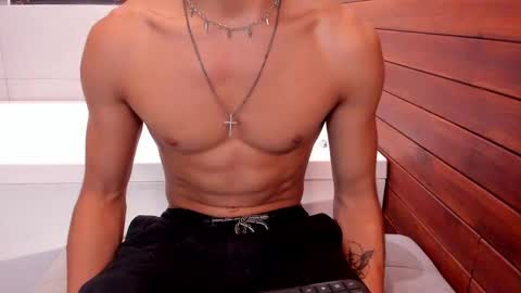 Snapshot of andyjoy_ chatting on 01-20-25, 05:59 Andy Joy online show from 01-20-25, 05:59