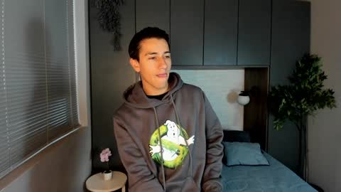 Snapshot of andyjoy_ chatting on 01-28-25, 11:38 Andy Joy online show from 01-28-25, 11:38