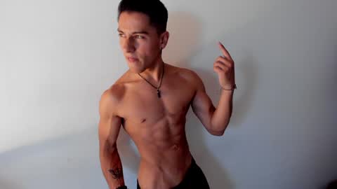 Snapshot of andyjoy_ chatting on 02-02-25, 02:02 Andy Joy online show from 02-02-25, 02:02