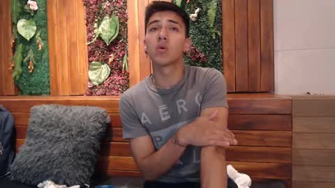 Snapshot of andyjoy_ chatting on 02-12-25, 02:32 Andy Joy online show from 02-12-25, 02:32