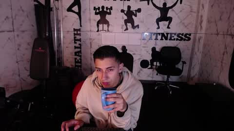 Snapshot of andyjoy_ chatting on 03-03-25, 10:28 Andy Joy online show from 03-03-25, 10:28