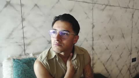 Snapshot of andyjoy_ chatting on 10-30-25, 10:38 Andy Joy online show from 10-30-25, 10:38