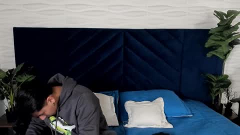 Snapshot of andyjoy_ chatting on 11-07-25, 11:54 Andy Joy online show from 11-07-25, 11:54