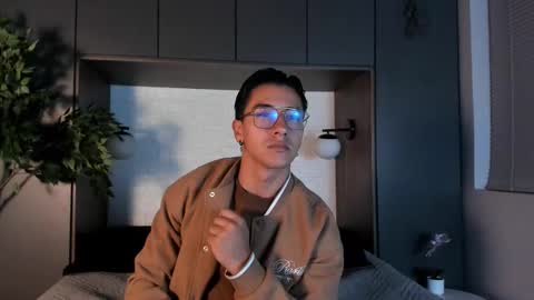 Snapshot of andyjoy_ chatting on 11-14-25, 11:31 Andy Joy online show from 11-14-25, 11:31