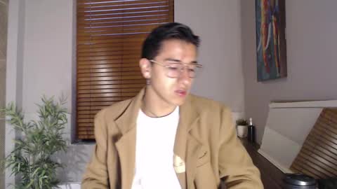 Snapshot of andyjoy_ chatting on 11-27-25, 11:56 Andy Joy online show from 11-27-25, 11:56