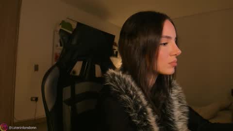 Snapshot of anelisse_ chatting on 10-28-25, 06:39 online show from 10-28-25, 06:39