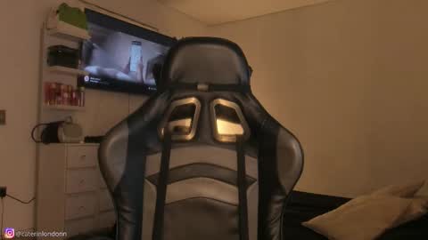 Snapshot of anelisse_ chatting on 11-15-25, 05:38 online show from 11-15-25, 05:38