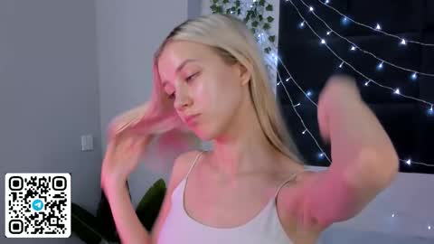 Anelly online show from 03-18-26, 09:12