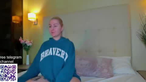 Anet Dream online show from 12-22-25, 04:26