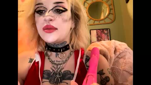 ang3lmorgu3 online show from 12-19-25, 09:11