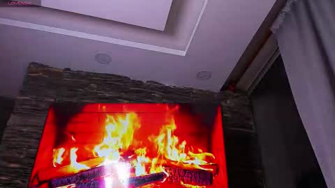 Angel online show from 10-12-25, 04:44