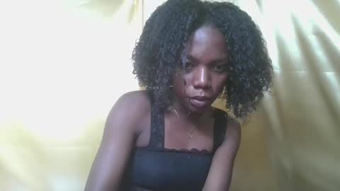 Snapshot of angeeliine chatting on 04-22-26, 05:03 angeeliine online show from 04-22-26, 05:03
