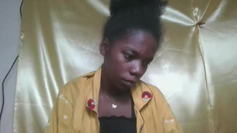 Snapshot of angeeliine chatting on 04-25-26, 04:48 angeeliine online show from 04-25-26, 04:48