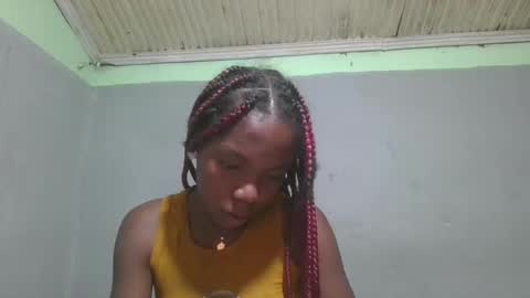 Snapshot of angeeliine chatting on 05-23-26, 08:29 angeeliine online show from 05-23-26, 08:29
