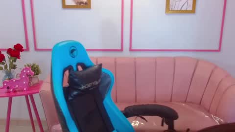 angel09 a online show from 02-28-25, 10:41