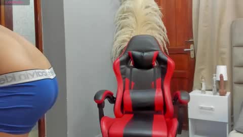 Snapshot of angel_adamx chatting on 09-28-25, 03:23 Angel online show from 09-28-25, 03:23