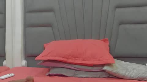 Snapshot of angel_adamx chatting on 10-06-25, 03:26 Angel online show from 10-06-25, 03:26