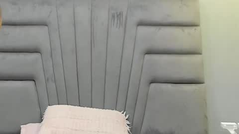 Snapshot of angel_adamx chatting on 11-05-25, 03:17 Angel online show from 11-05-25, 03:17