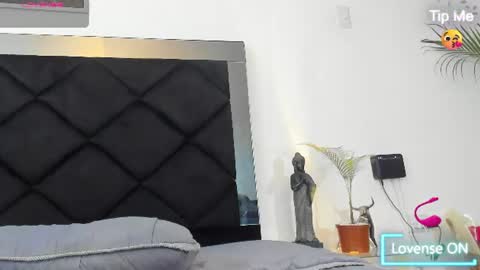 Snapshot of angel_adamx chatting on 07-10-26, 09:56 Angel online show from 07-10-26, 09:56