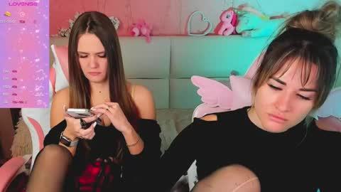 Ivanna and Jessica online show from 04-22-26, 06:16