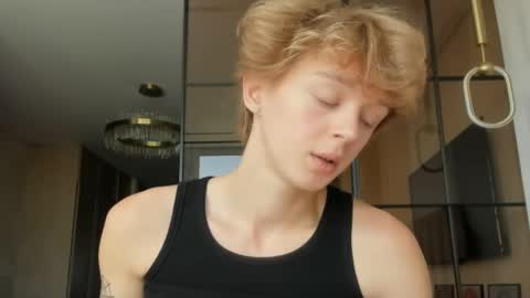 Snapshot of angel_andreww chatting on 05-21-26, 06:20 angel_andreww online show from 05-21-26, 06:20
