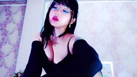 Snapshot of angel_asia_ chatting on 01-15-25, 12:51 angel_asia_ online show from 01-15-25, 12:51