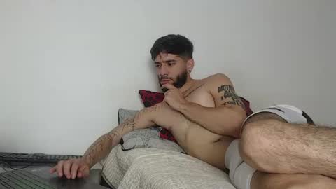 Snapshot of angel_damons_ chatting on 06-14-26, 04:53 Angel Damons online show from 06-14-26, 04:53