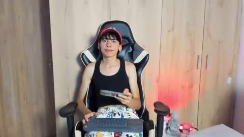 angel_dustt1 online show from 06-10-26, 08:30