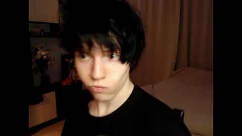 Snapshot of angel_fear chatting on 06-10-26, 08:52 Ray online show from 06-10-26, 08:52