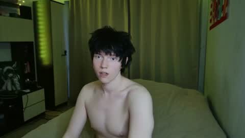 Snapshot of angel_fear chatting on 07-13-26, 12:24 Ray online show from 07-13-26, 12:24