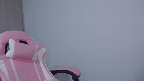 Angel Girl online show from 01-06-26, 12:03