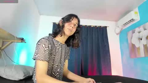 Snapshot of angel_hasss chatting on 10-15-25, 03:50 Angel of your dreams online show from 10-15-25, 03:50