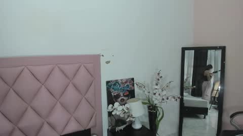 Angel  online show from 12-20-24, 07:28