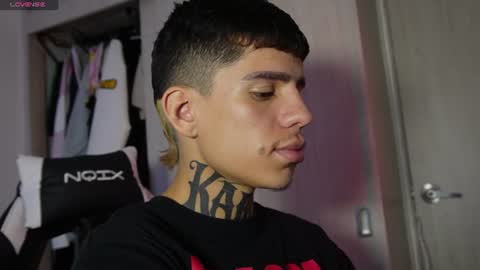 angel_luna0 online show from 06-21-26, 12:19